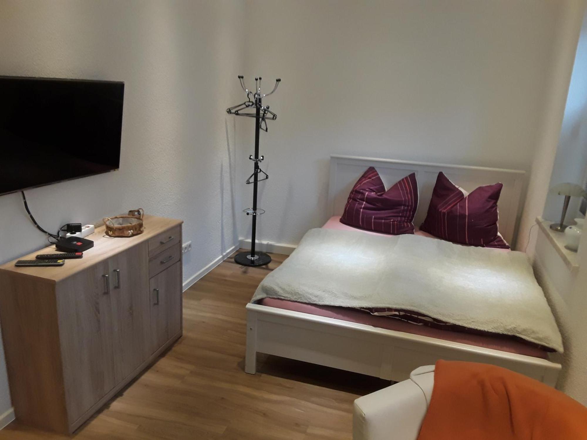 30 , Rhoen , Ortsmitte , Frisch Saniert , Gaestehaus Mierdel *